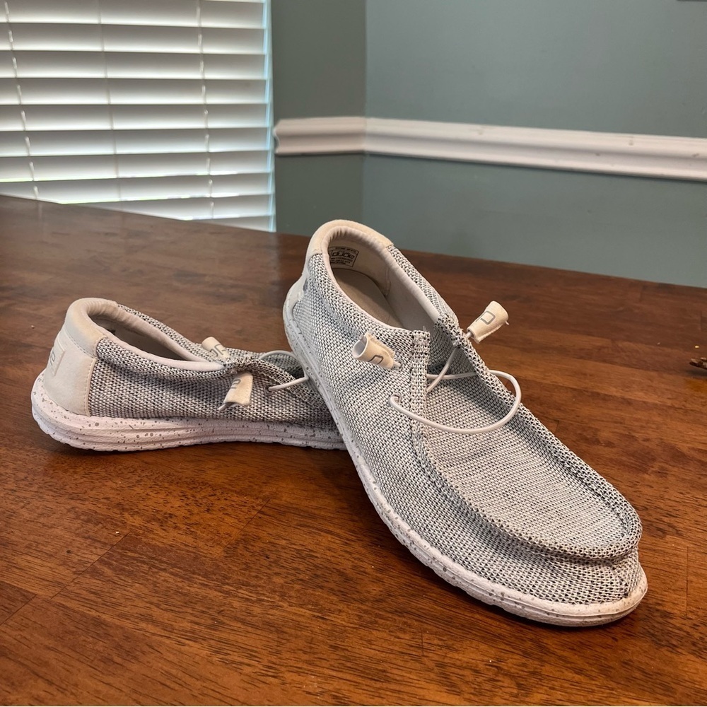 Hey Dude Men's Casual Gray Shoes size 12 - Picture 1 of 12